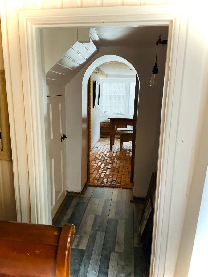The Beehive, Ground Floor Apartment In Norfolk, No Shared Amenities Downham Market Bagian luar foto